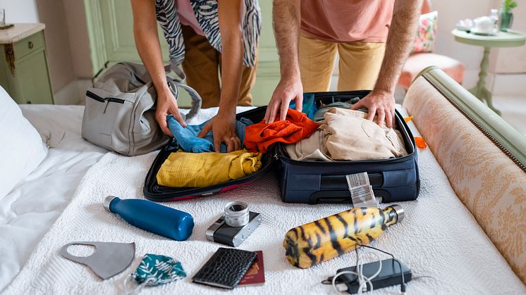 THEME_TRAVEL_PACKING_SUITCASE_SUSTAINABLE_GettyImages-1389862292_Universal_Within usage period_83576