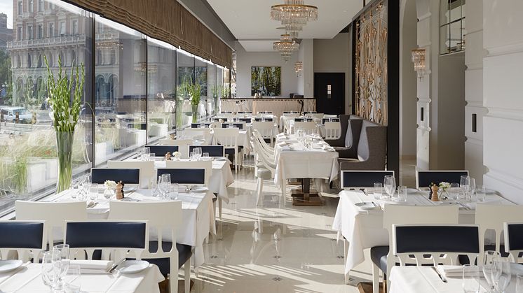 Nya verandan på Grand hôtel - en klassisk matupplevelse i internationell elegans