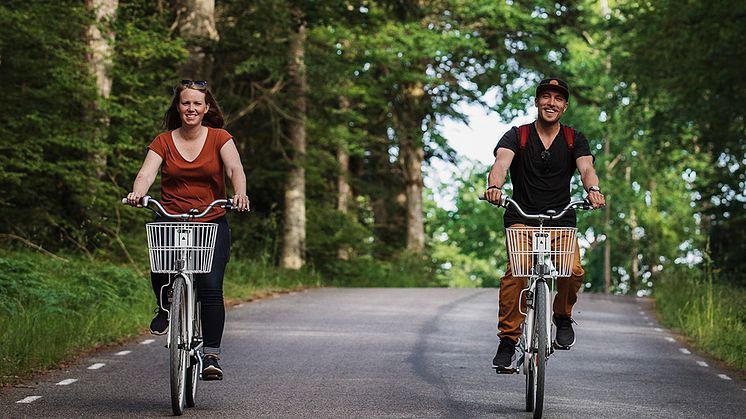 Genom projektet Elcykla i Åsnen stimulerar man till att besöka mer på ett hållbart sätt.