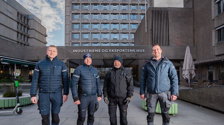 God drift! William Fremstad, Trygve Berg, Trond Berg og Dominik Szylman utenfor Indekshuset.