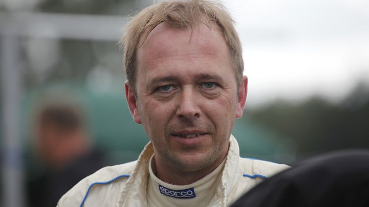 Team G-Rex med Tony Johansson till start med Mercedes i STCC 2012