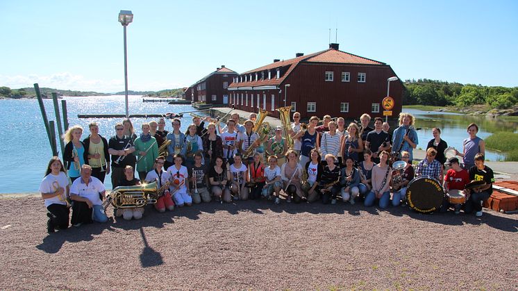 Avslutningskonsert för Känsö ungdomsorkester i Nordstan 