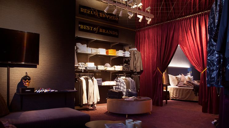 Världspremiär för hotellrum med egna välfyllda walk-in-closets