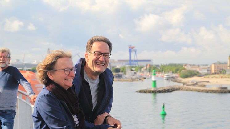 Paar aus Deutschland ergattert großartigen Ferienjob: Das Testen eines kostenlosen Urlaubs in Dänemark!