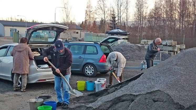 Fastighetsägare kan hämta gratis sand.