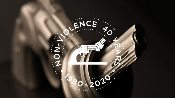 The Non-Violence Project Foundation celebrates the 40th anniversary of the Knotted Gun 