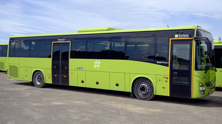 40 av bussene er to-akslede Crossway NF med normalhøyt gulv.