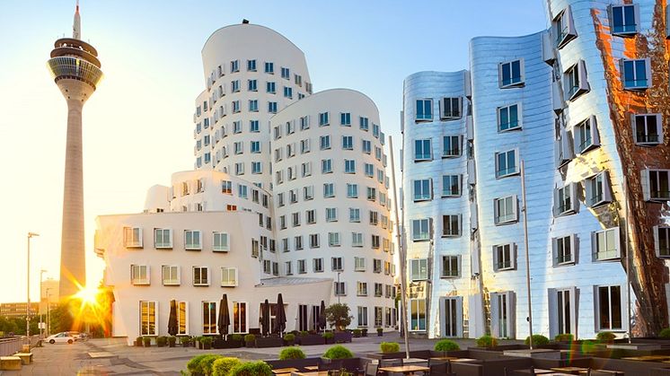 Düsseldorf: Rhine Tower and Neuer Zollhof building, © GNTB / Francesco Carovillano 