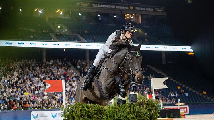 Maxime Livio (FRA) and Boleybawn Prince beat Sweden’s Frida Andersén and Box Compris by as little as one hundredth of a second to be crowned Agria Top 10 Indoor Eventing Champions. Photo credit: Roland Thunholm/SIHS
