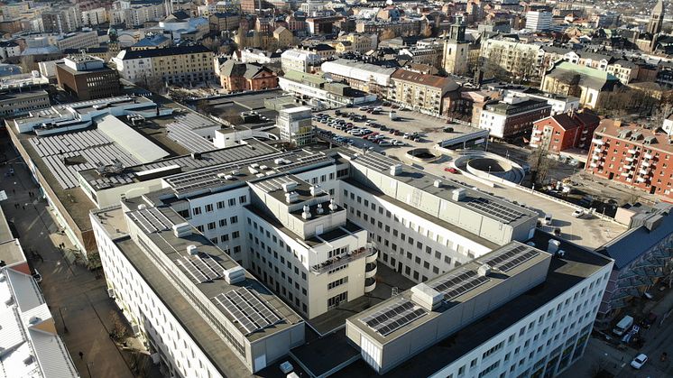 Lundbergs Fastigheters nya solcellsanläggning på kvarteret Lyckan i Norrköping. Foto: Lucas Karlsson