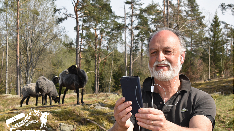 Såhär ser det ut när en lantbrukare pratar med en skolklass i ett Farmer Time samtal.