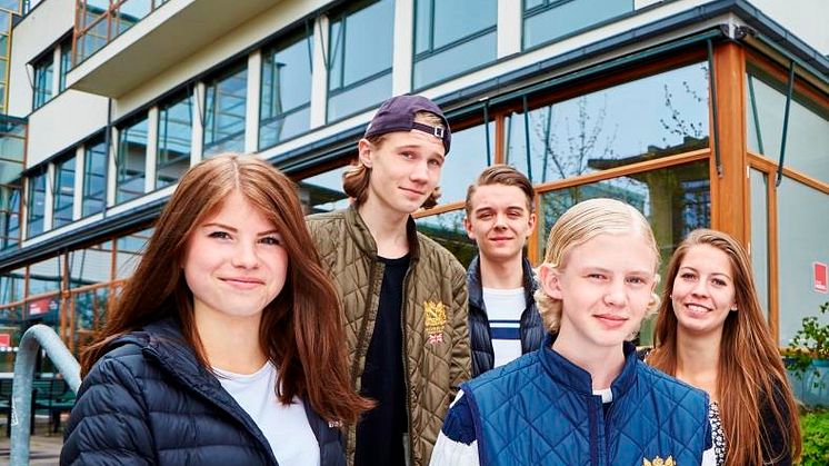 Elever vid Carlforsskas Ekonomi- och Handelsskola