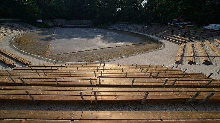 Sanierung mit Kebony: Freilichtbühne Killesberg bekommt neue Sitzplätze