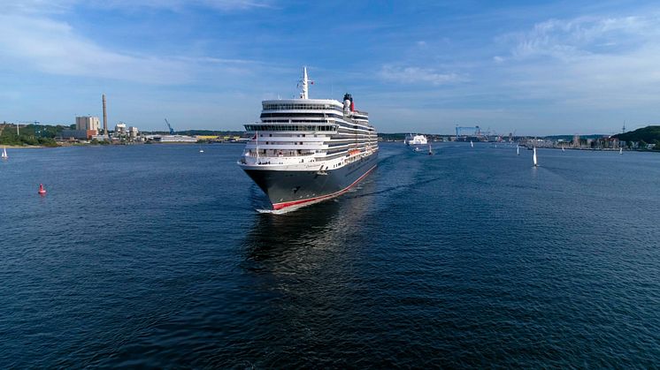 Die Queen auf der Kieler Förde - einfach majestätisch schön