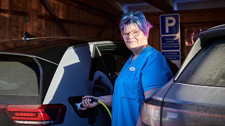 Jeanette Jonsson är nöjd att slippa tanka. Foto: Maria Fäldt 