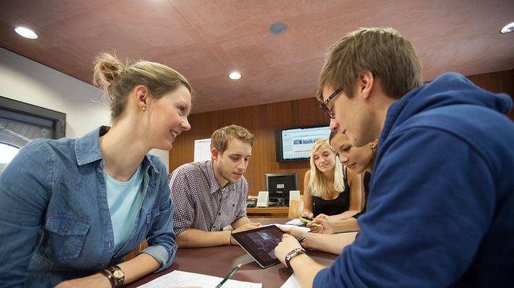 ​Kostenlose Studienvorbereitung im Vorsemester startet am 2. April 2016 / Geeignet für Berufstätige