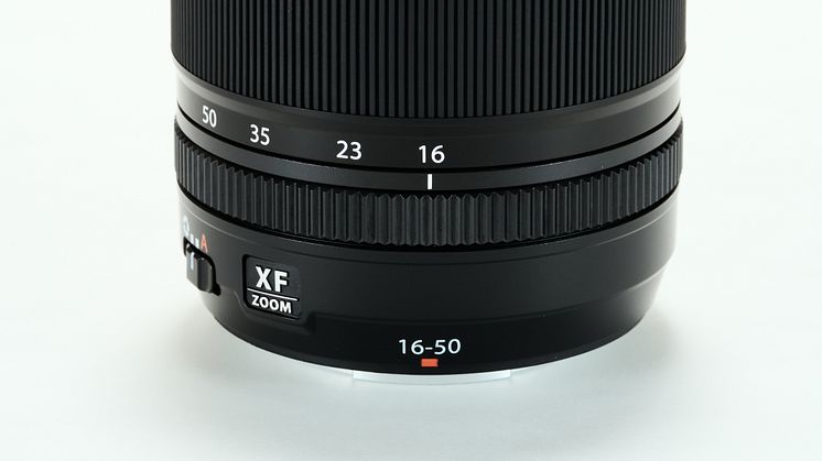 XF16-50mm_Product Shots_1.jpg