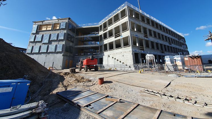 Danish Crowns nye hovedkvarter lidt udenfor Randers er bygget af lokalt produceret beton fra Fårup Betonindustri. Foto: Fårup Betonindustri.