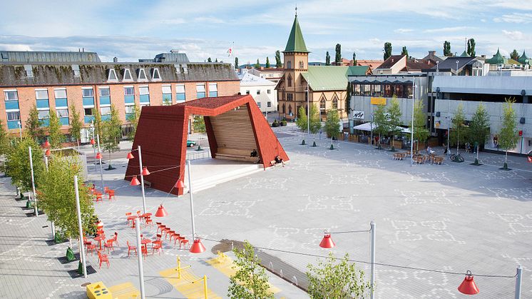 Brotorget i Bollnäs, Bollnäs möbelserie, design Thomas Bernstrand. Foto: Alex Giacomini