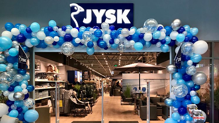 25 червня святкове відкриття відбулося одразу в семи магазинах JYSK