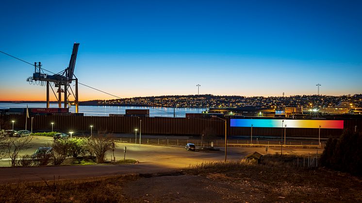 Temperature Tuning i samspill med solnedgang over Jeløya