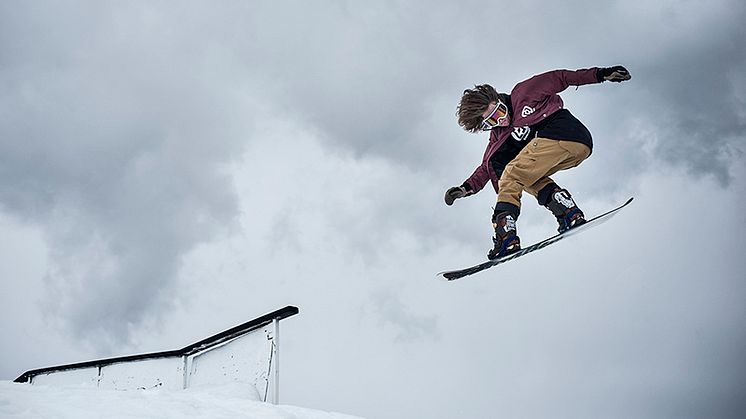 Snowboardåkaren Måns Hedberg. Foto: Daniel Bernstål.