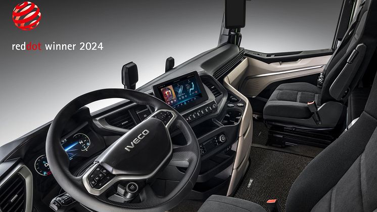 IVECO S-Way Red Dot Winner Award 2024_interiors.jpg