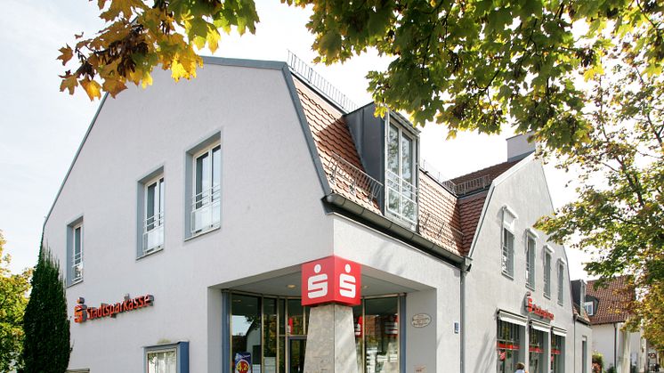 Die Filiale der Stadtsparkasse an der Neubiberger Straße 1 in Altperlach wird umgebaut.