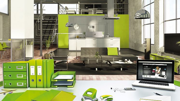 Leitz WOW range in green in home office