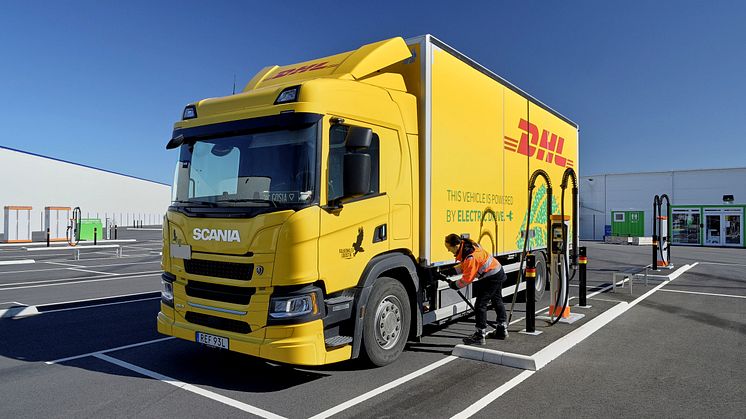 Scania Charging Access-palvelu kuorma- ja linja-autoille: Scania julkaisee helpon julkisen latauksen palvelun raskaalle kalustolle