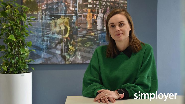 “Svenska modellen signalerar styrkebesked genom tågtrafikens avblåsta strejk", menar Natalia Björkman, HR och arbetsrättsexpert på Simployer.