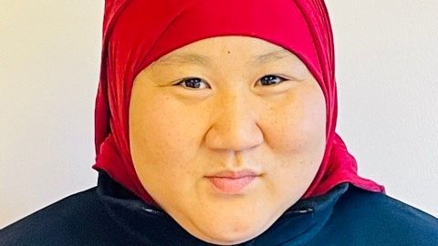 Frida Pettersson är ny stationschef för Bilprovningen Västerås-Tunbytorp. Hon har jobbat i ledande befattningar sedan 18 års ålder, bl.a. hos McDonald's och Jysk. Vi hälsar Frida varmt välkommen till Bilprovningen.