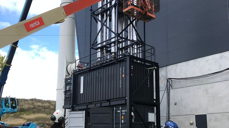 Här installeras en testanläggning för avskiljning av koldioxid från Öresundskrafts Filbornaverk i Helsingborg. Foto: Öresundskraft