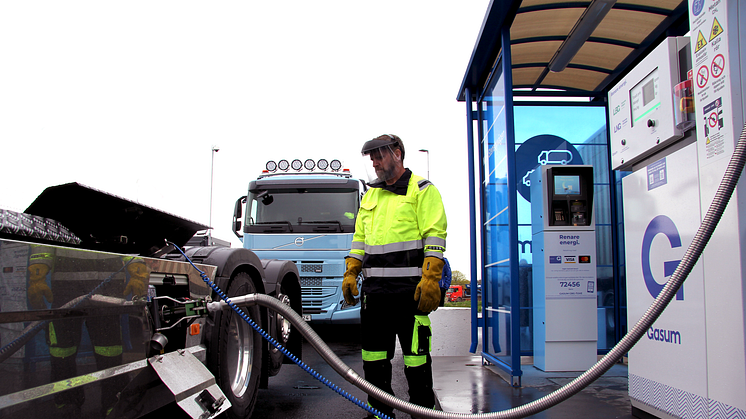 NTEX viktiga klimatarbete fortsätter – testar dragbil som drivs med biogas 