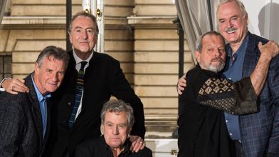 Monty Python live (mostly) på Lindesbergs Folkets Hus Bio
