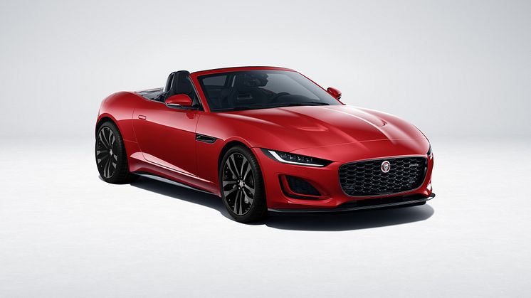 Jag_F-TYPE_22MY_R-Dynamic_Black_Convertible_Exterior_120421_001