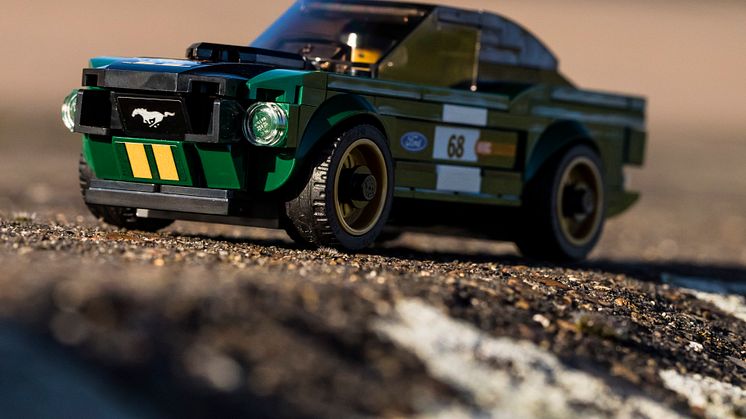 046_DG_Ford_Speed_Champions_Lego_