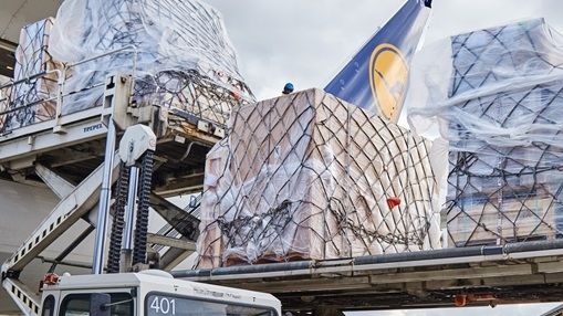 United Airlines and Lufthansa Cargo Announce Cargo Joint Venture Agreement