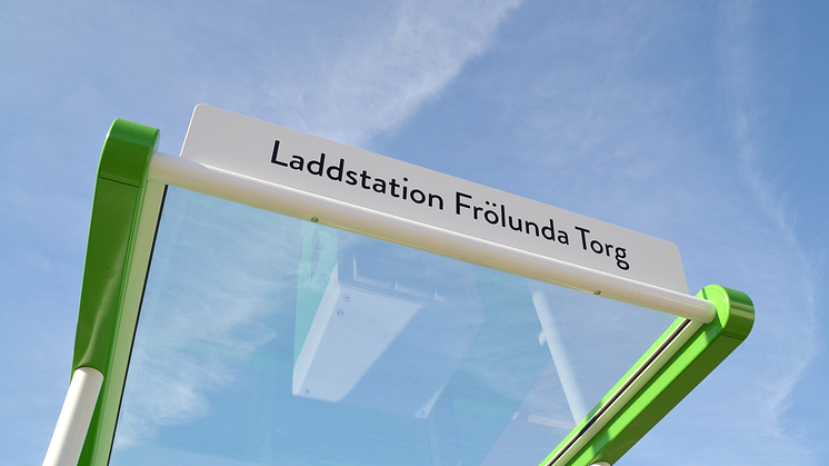 Laddningsstation för elbilar på Frölunda Torg