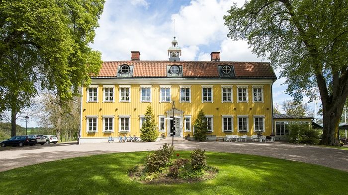 Ett härligt Påskfirande med konstrunda och Läckö Slott