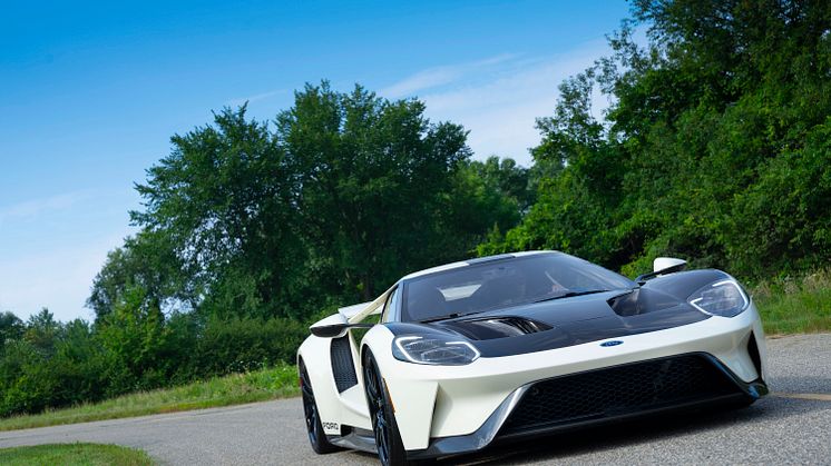 2022 Ford GT ’64 Heritage Edition_01.jpg