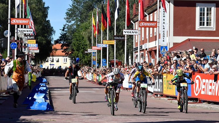Hildegunn Gjertrud Hovdenak vann Cykelvasan 90 2018