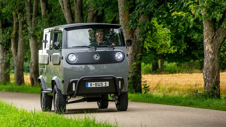 The XBUS drives. For ElectricBrands, ever larger cars cannot be the answer. The manufacturer pursues clever, versatile and sustainable concepts that preserve individual mobility and personal lifestyle.
