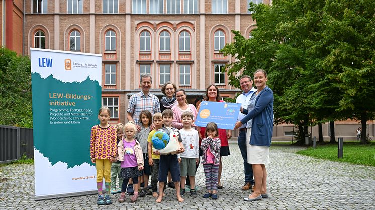 20230805_Zukunftsheldinnen_Preisverleihung_Montessori_Kinderhaus_Augsburg