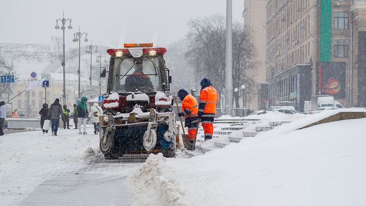 Norske arbeidsmiljøregler har ingen absolutte temperaturgrenser, men legger ansvaret på arbeidsgiverne for å vurdere og sikre at arbeidet er forsvarlig, sier HMS-rådgiver i Simployer, Anne Sandtorp. FOTO: Dreamstime