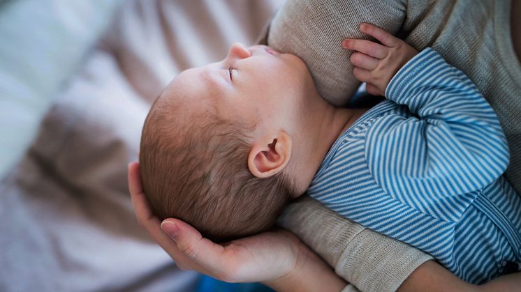 Utökade hembesök syftar till att tidigt stärka föräldrar när de fått sitt första barn