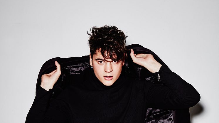 Oscar Zia medverkar i Melodifestivalen 2016 med låten "Human"! 