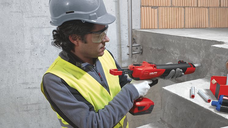 Hilti lanserar det nya injekteringssystemet universalmassa HIT HY-170 och injekteringspistol HDE