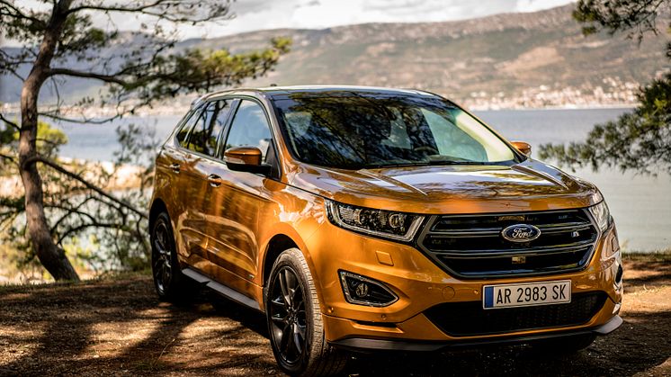 New Ford Edge - Le Fantome - Car and Cast 4