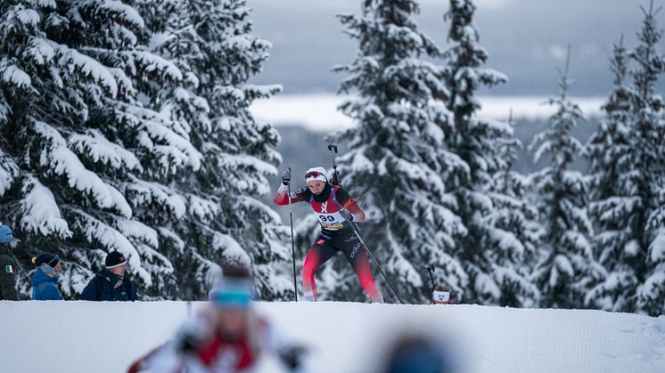 Thekla Brun-Lie endte på en 14. plass i gårsdagens sprint på IBU Cup Sjusjøen. Foto: Sondre Eriksen Hensema/Norges Skiskytterforbund